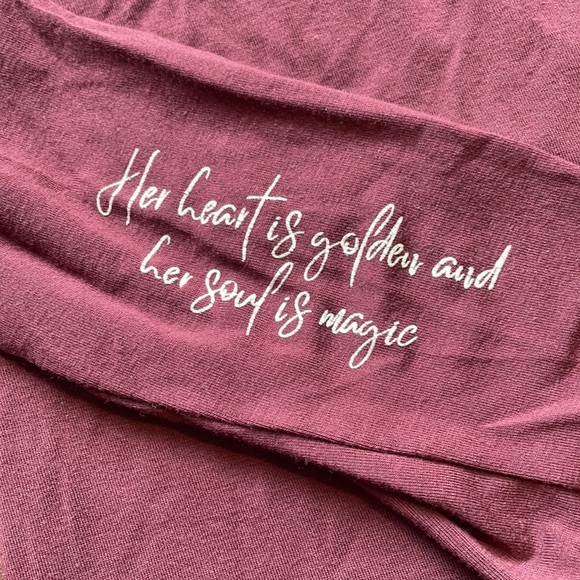 Be The Roster - Her Heart Is Golden Long Sleeve - Picture 3 of 4